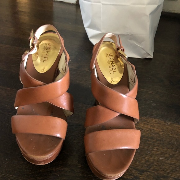 Michael Kors Wedges - Picture 2 of 3